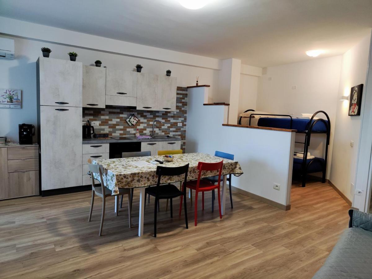 La Palma Apt Peschiera ペスキエーラ・デル・ガルダ エクステリア 写真